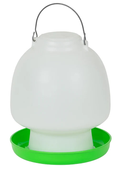 Show Master Green and White Waterer (12Ltr)